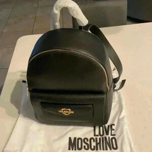 NWT LOVE ❤️ MOSCHINO BORSO BACKPACK